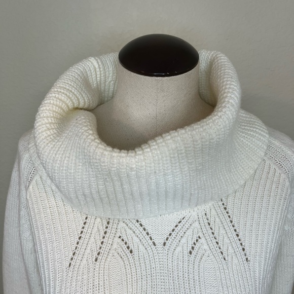 Tommy Hilfiger cowl neck white cable knit sweater size medium - Picture 5 of 10